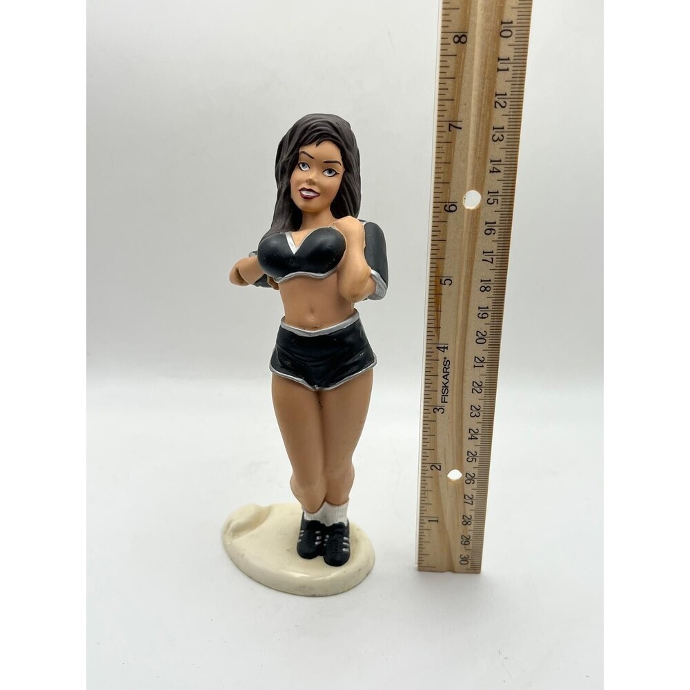 Bottoms Up R. Demars Ganz 7 in Brunette Cheerleader Vintage Beer Soda Can Holder - Picture 2 of 5